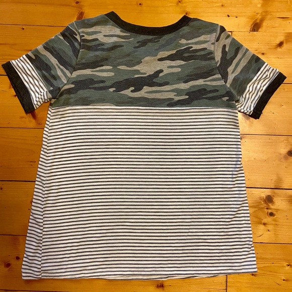 Vanilla Bay Camo tee - Picture 2 of 3